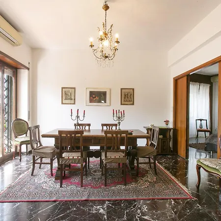 Rosso Levanto House Apartment *