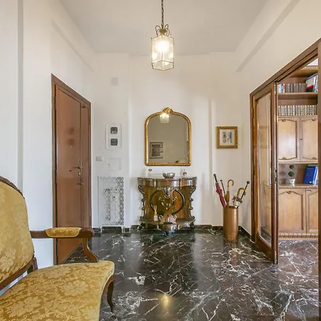 Rosso Levanto House Apartment