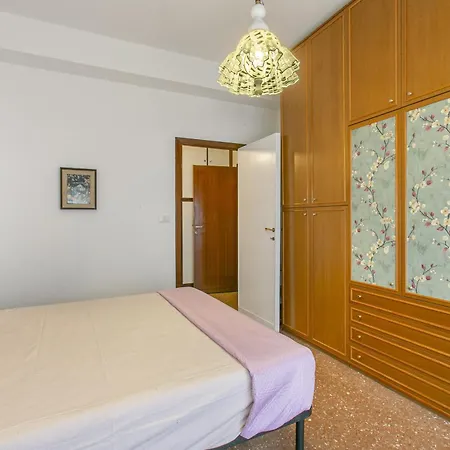 Rosso Levanto House Апартаменты Рим